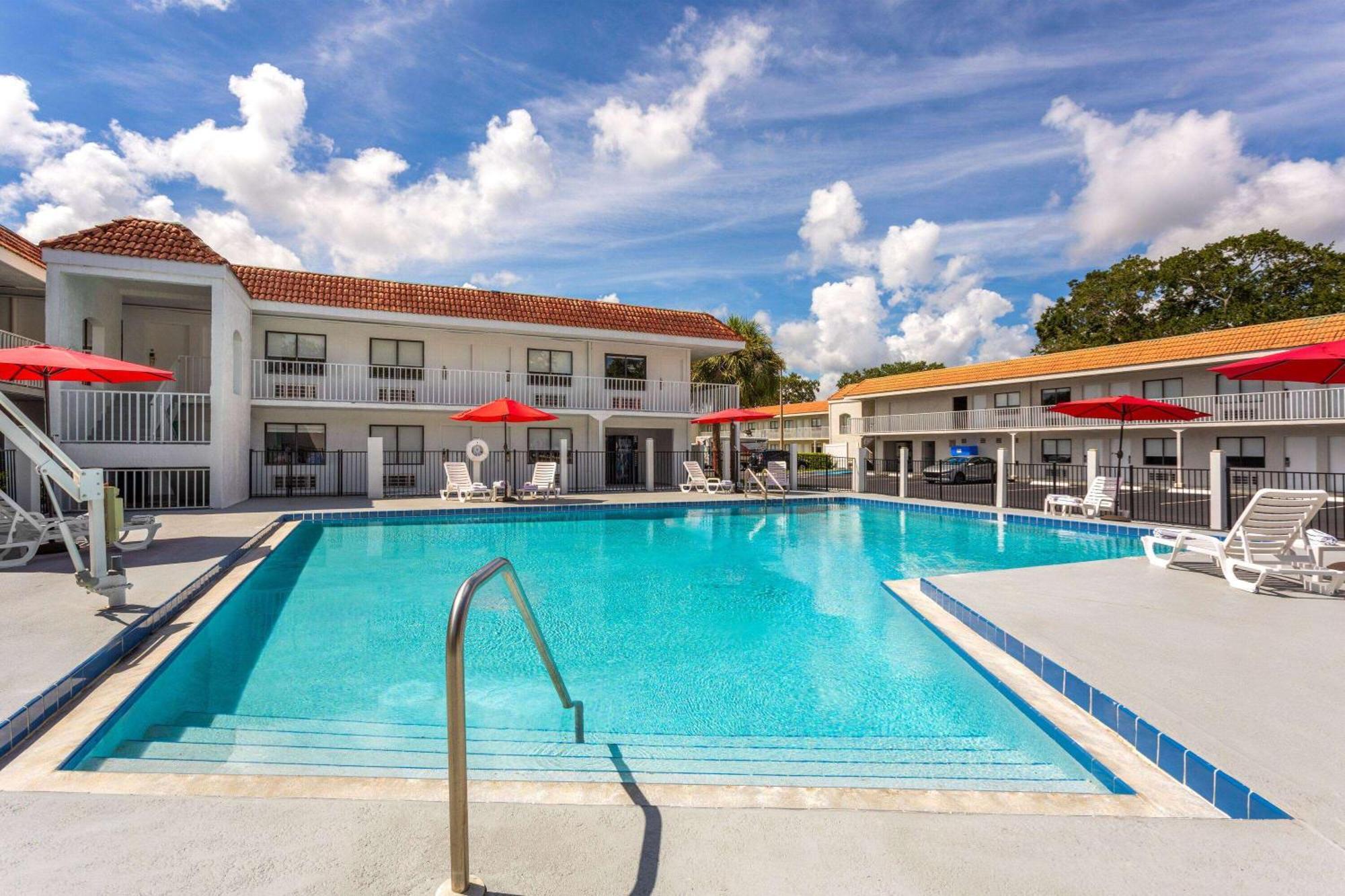 Developer Inn Express Fundamental, A Travelodge By Wyndham Kissimmee Εξωτερικό φωτογραφία